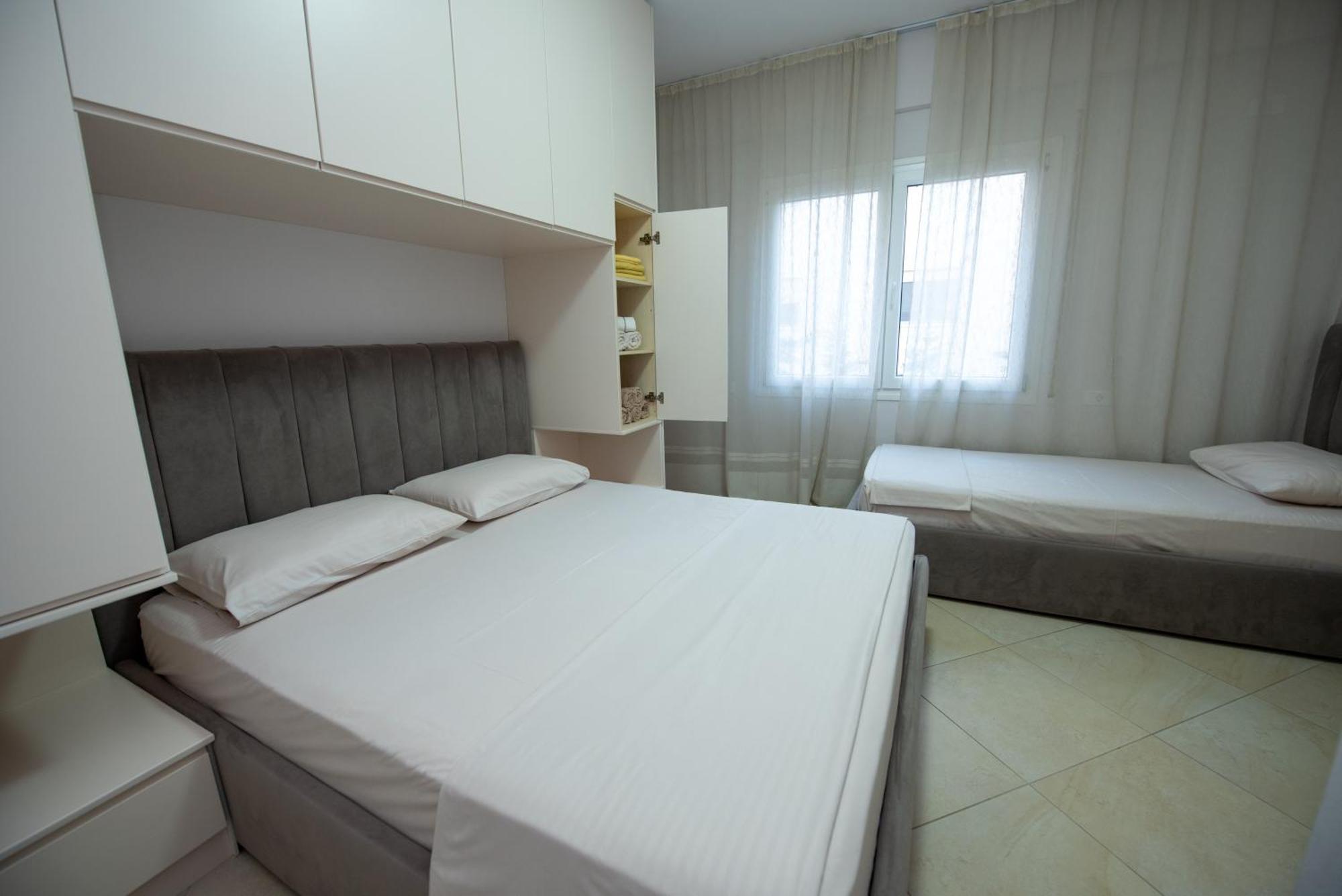Riviera Apartment Vlora Exteriör bild