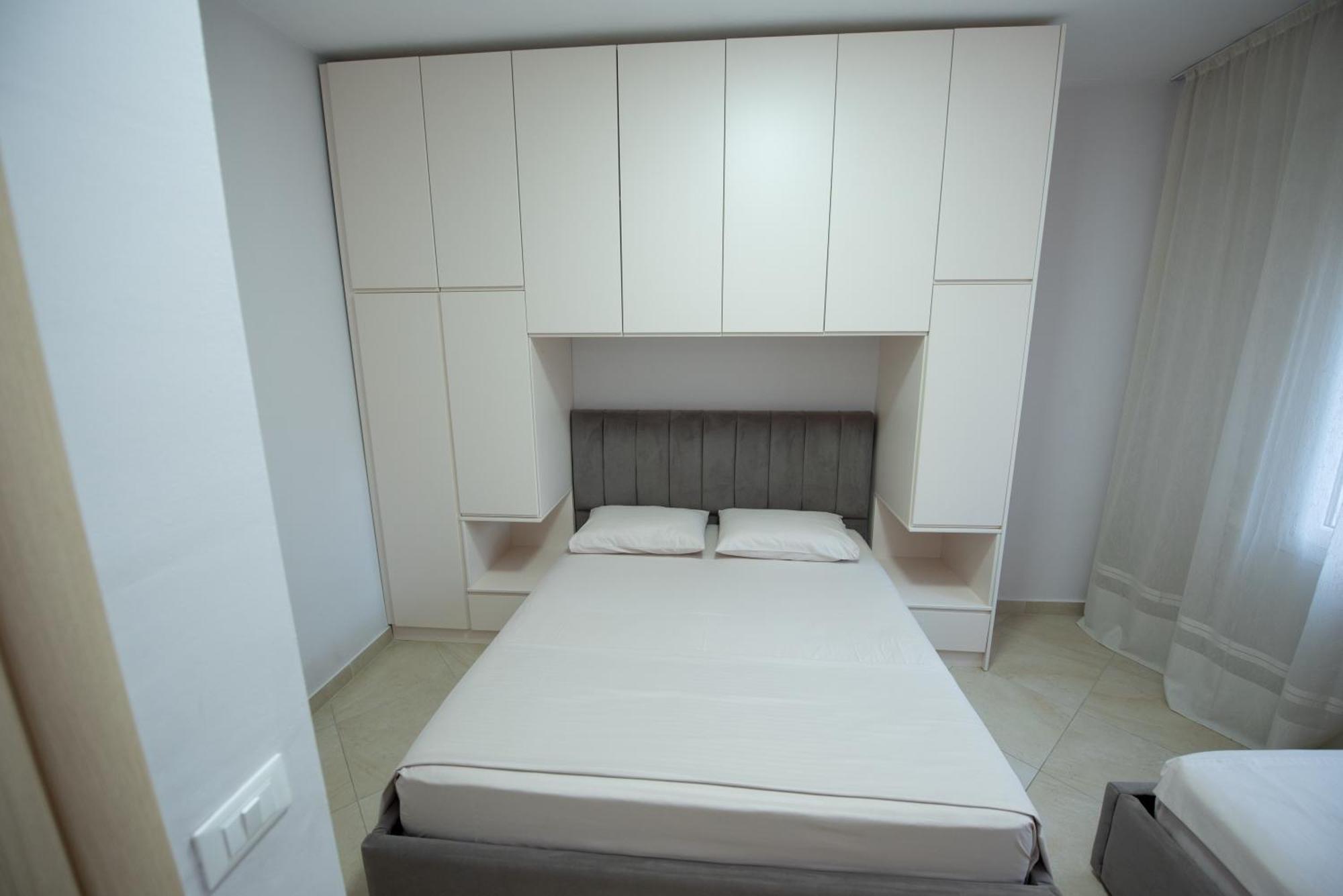 Riviera Apartment Vlora Exteriör bild
